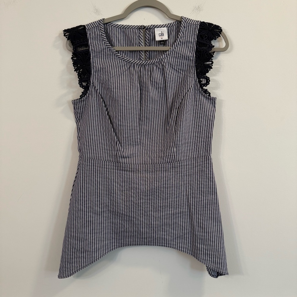 Women’s CAbi blue Striped Sleeveless Top with Lace sleeve Detail size XS